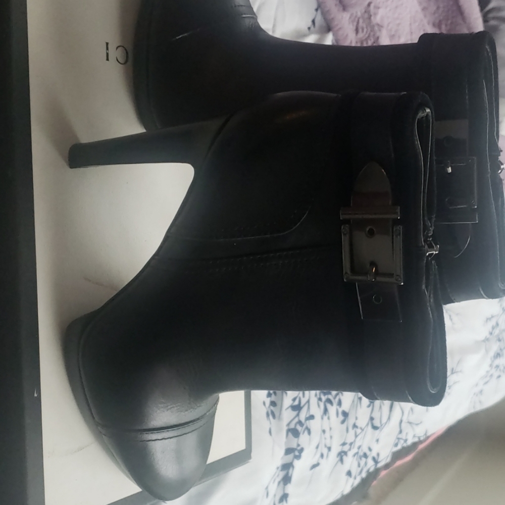 Tory Burch Black Leather Boots